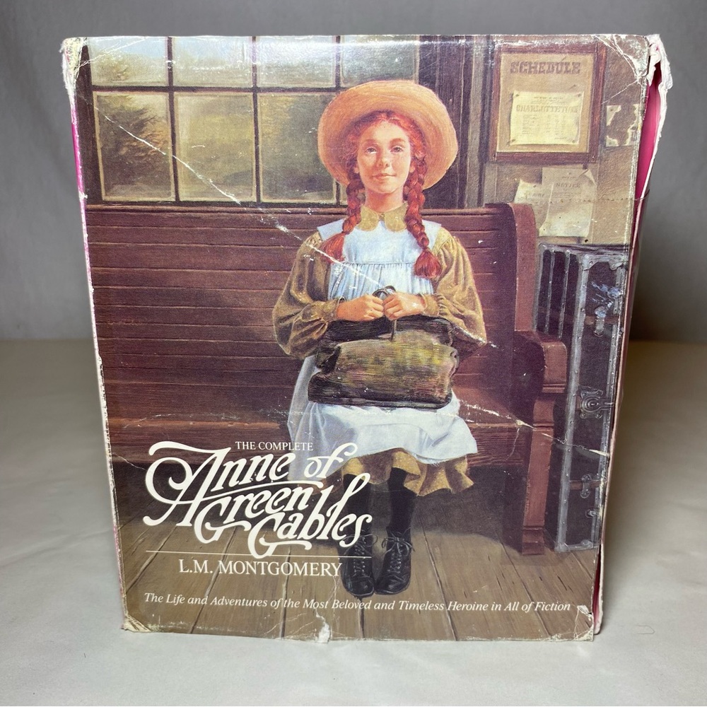 Anne Of Green Gables Complete 8-Book Box Set L.M. Montgomery Paperback Vintage - Picture 4 of 16